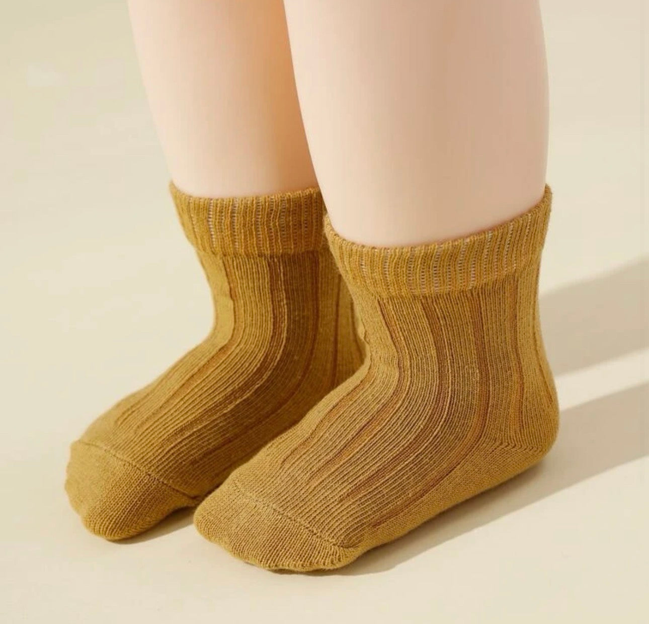 Blooming Wisdom Plain Socks Set