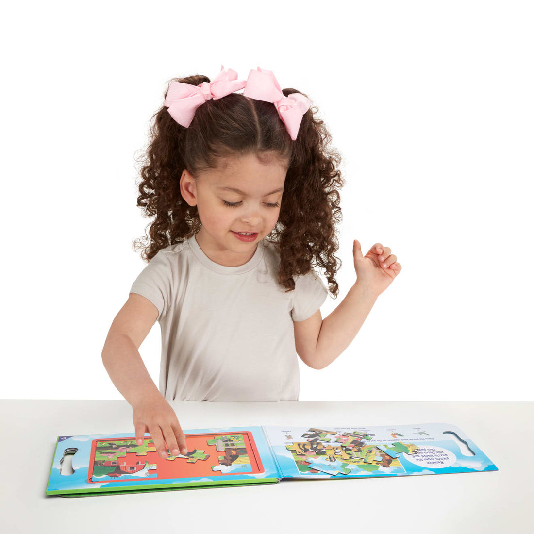 Melissa & Doug Take Along Magnetic Jigsaw Puzzles - Farm Animals