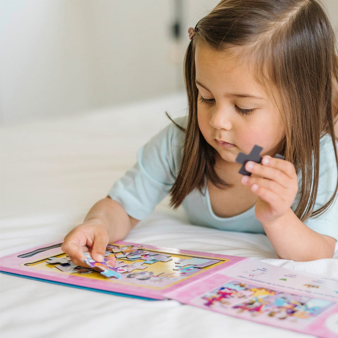 Melissa & Doug Take Along Magnetic Jigsaw Puzzles - Princess