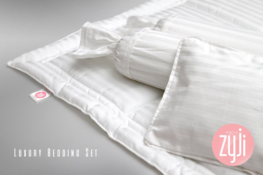 4pc Luxury White Bedding Set (26x38)