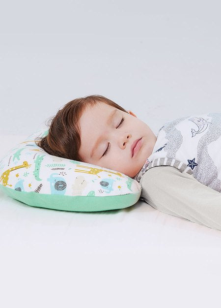 Mamaway nursing outlet pillow