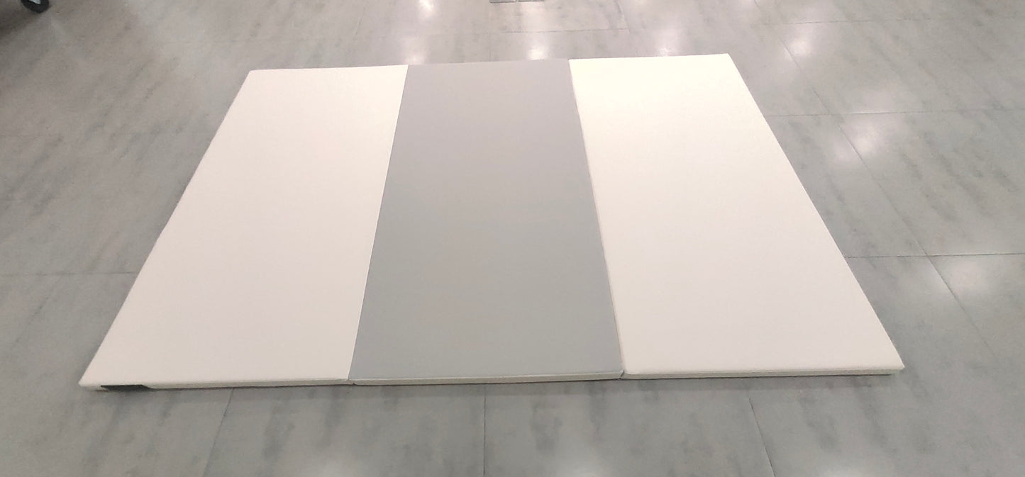 Playmat - 188x125x4cm (3 Panel) Graycream