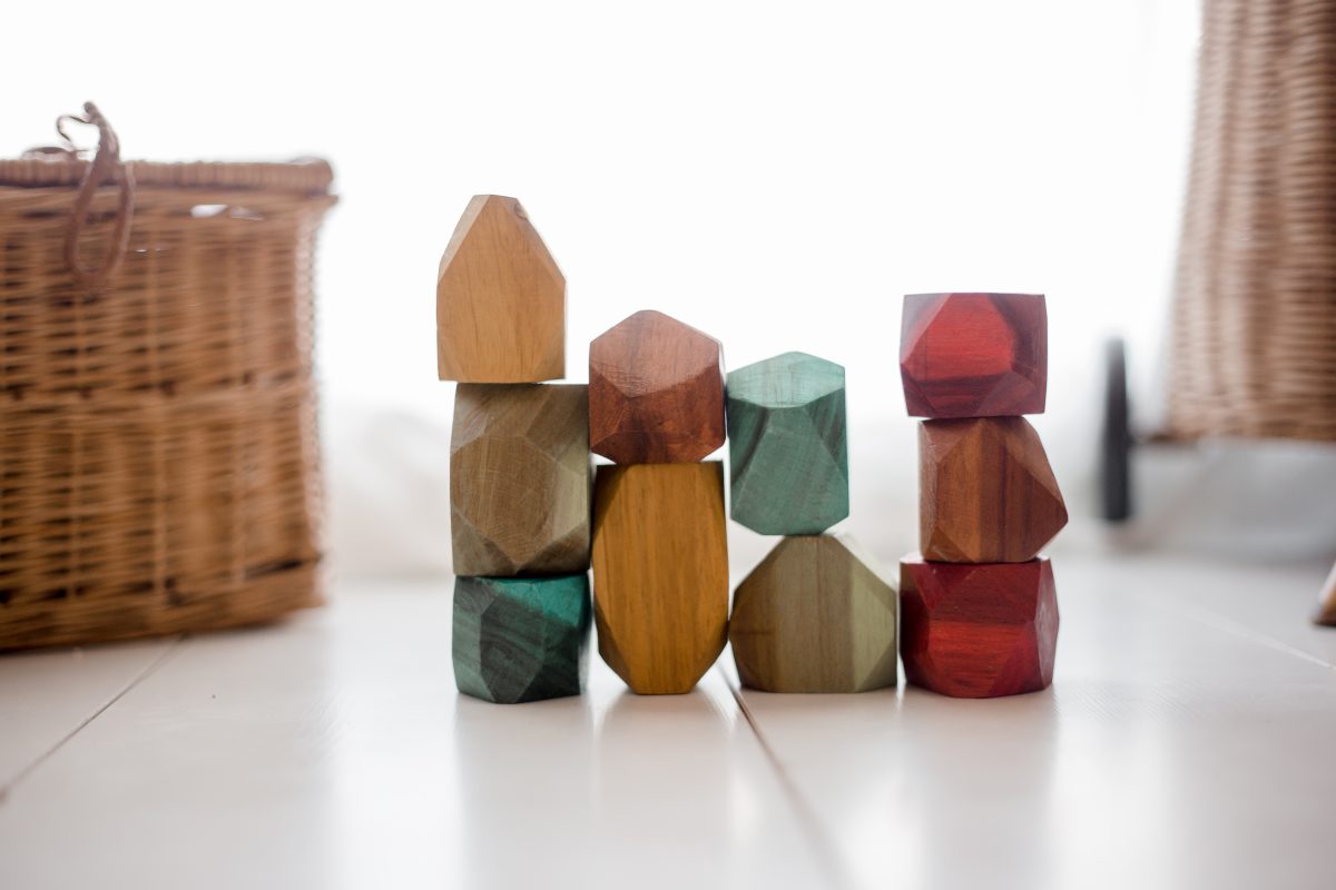 QToys Coloured Wooden Gems