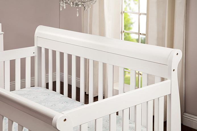 DaVinci Baby Kalani 4-in-1 Convertible Crib with Toddler Bed Conversion Kit - White