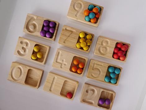 QToys Writing & Counting Trays