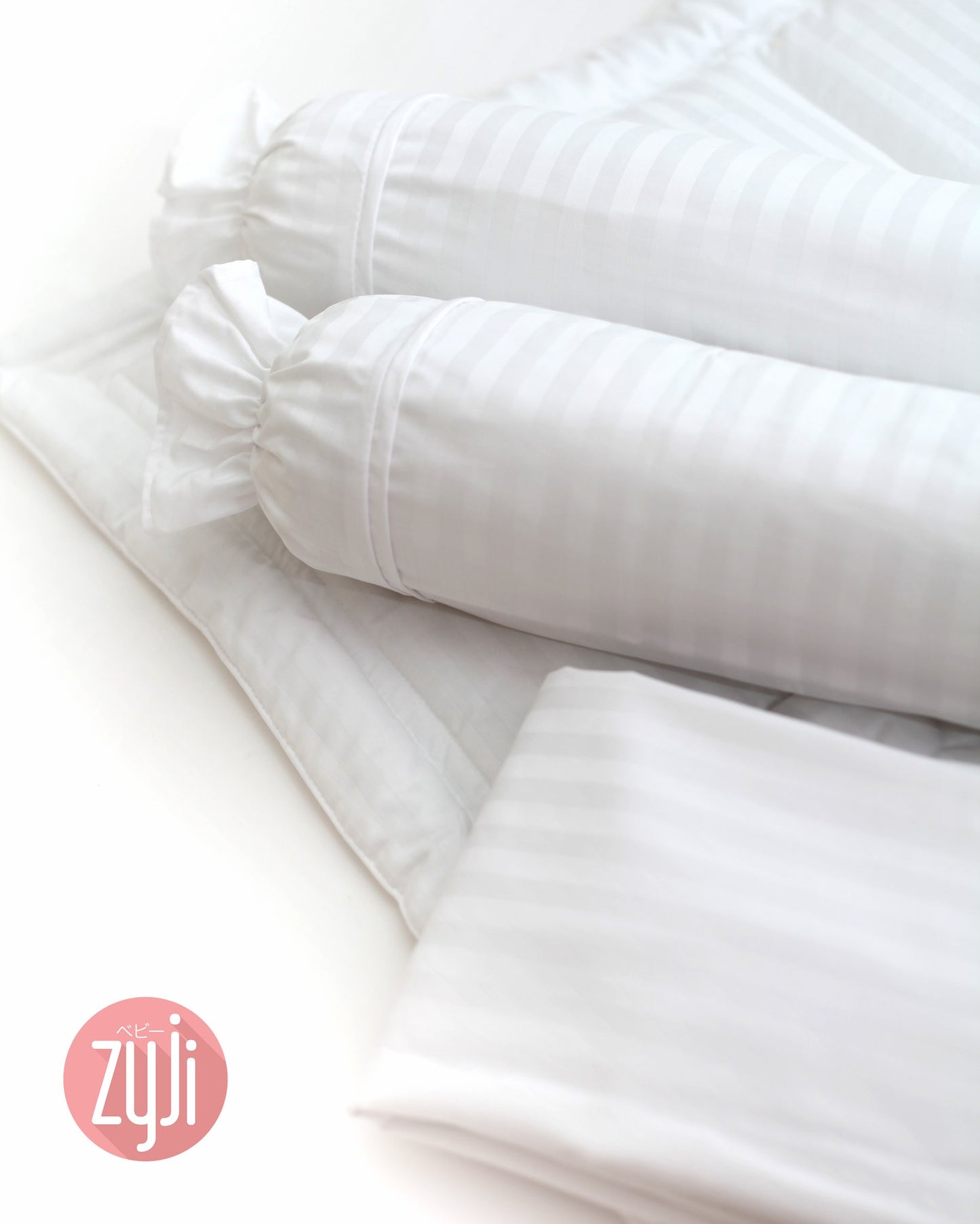 7pc Luxury White Baby Bedding Set (26x38)
