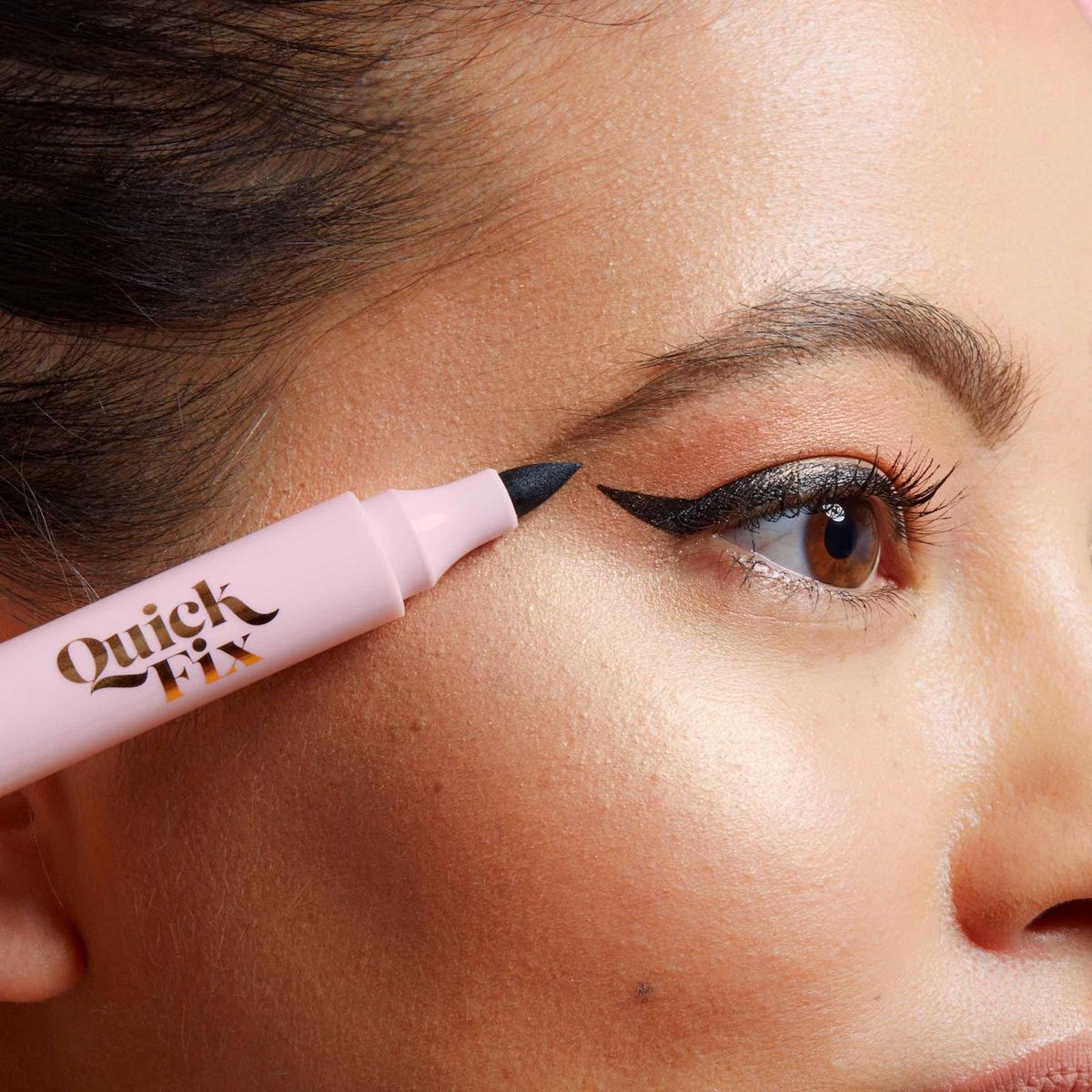 The Quick Flick Quick Fix Makeup Eraser Pen for Spot Corrections 0.12 Fl oz.