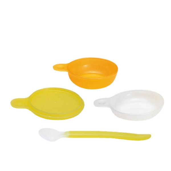Combi Baby Label: Compact Cooking Set