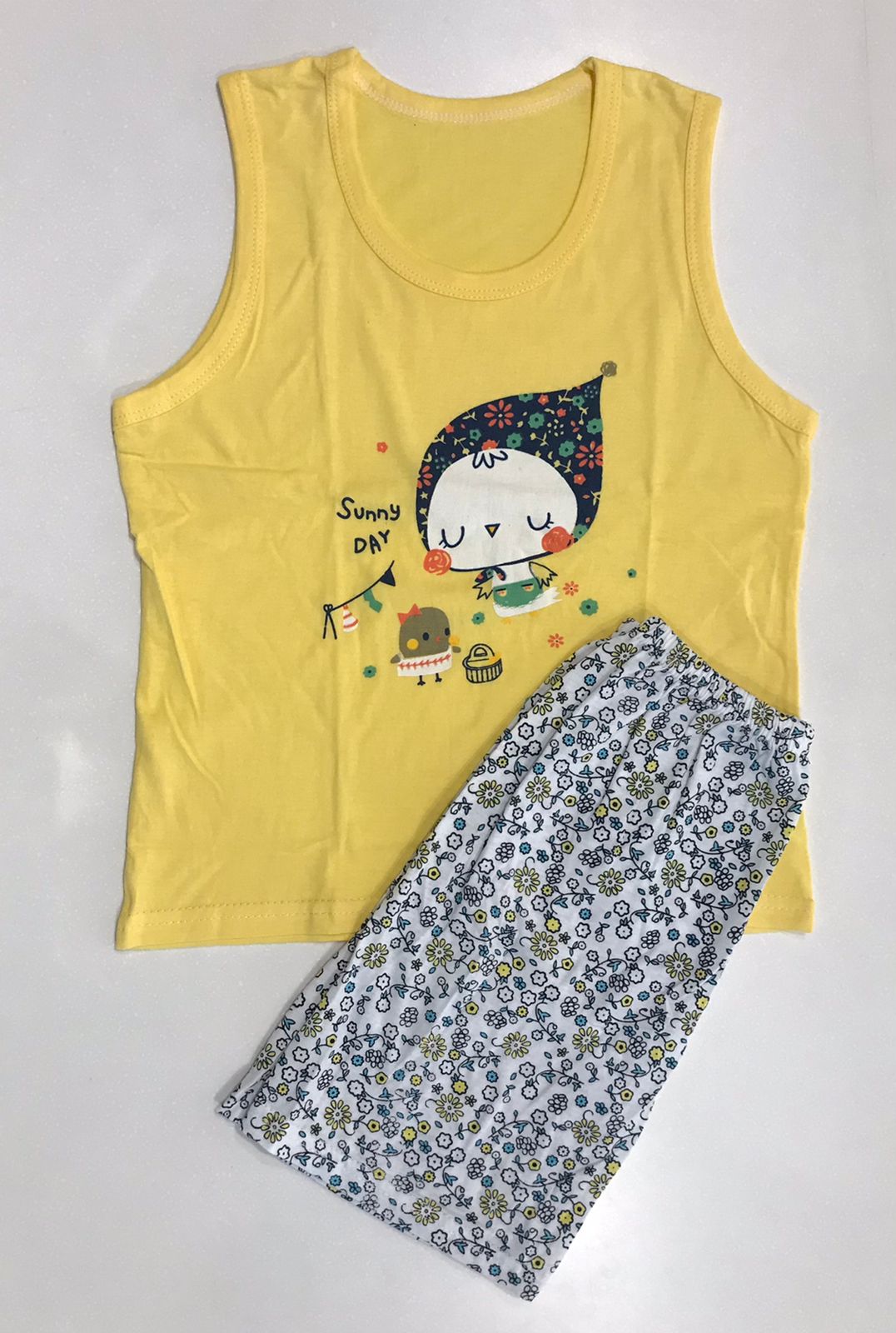 Colorful Patterns Sleeveless & Summer Shorts Sunny Day Yellow